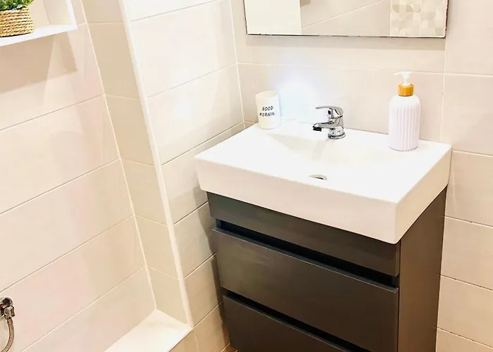 Plaza De Andalucia Con Parking アパート