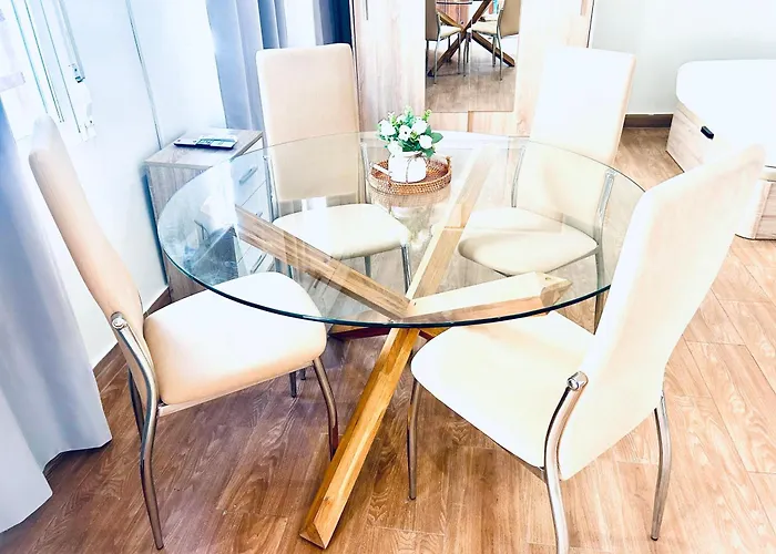 Plaza De Andalucia Con Parking アパート