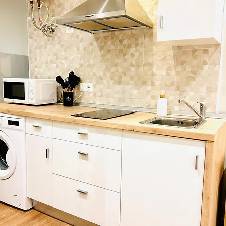 Plaza De Andalucía Con Parking *