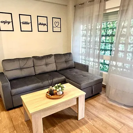 Apartamento Plaza De Andalucía Con Parking *