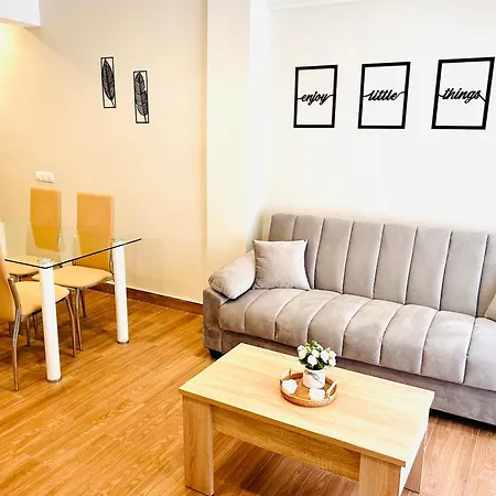 Plaza De Andalucia Con Parking Appartement *