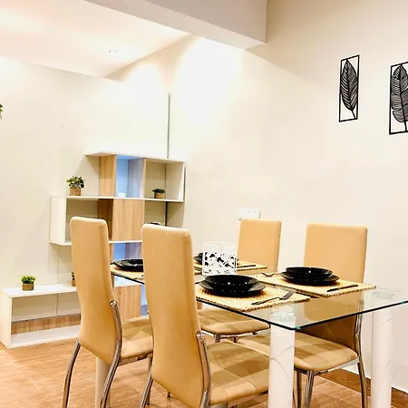 Plaza De Andalucia Con Parking Appartement *