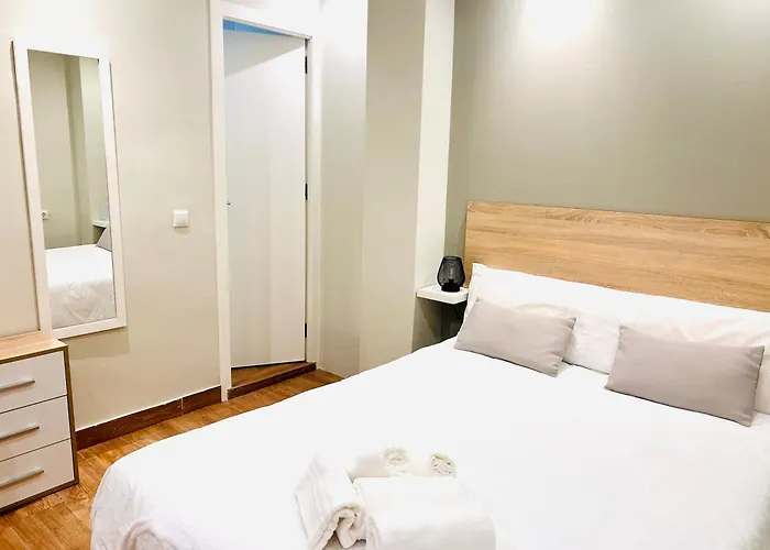 Plaza De Andalucía Con Parking *